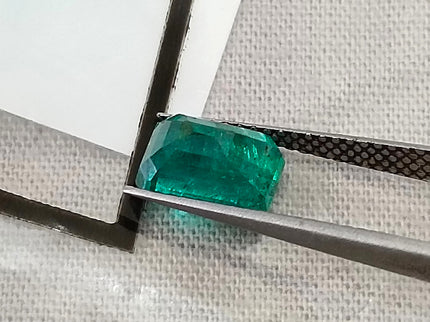 1.72ct Natural Emerald Medium Intense Green GSI Certified Octagon Cut Gemstone