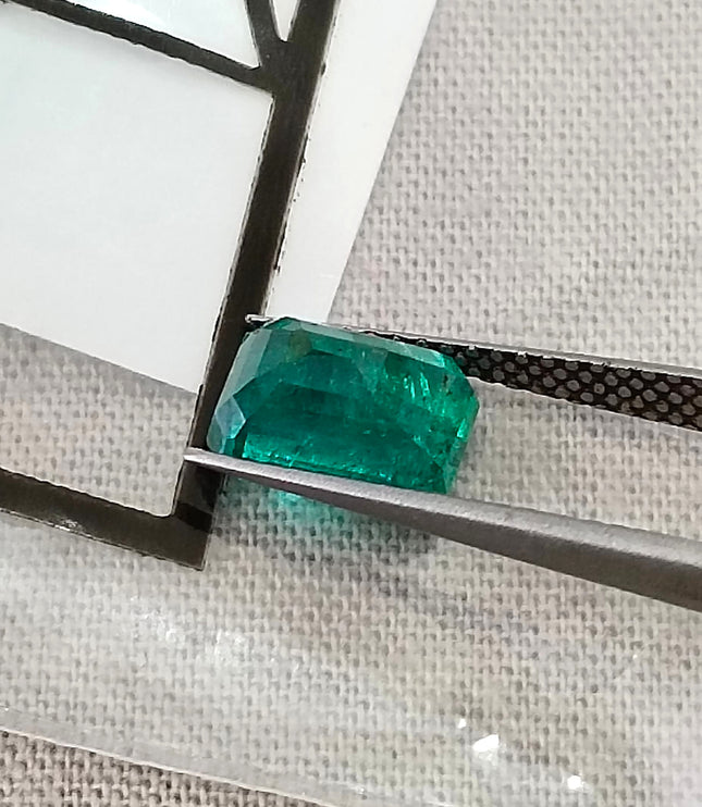 1.72ct Natural Emerald Medium Intense Green GSI Certified Octagon Cut Gemstone