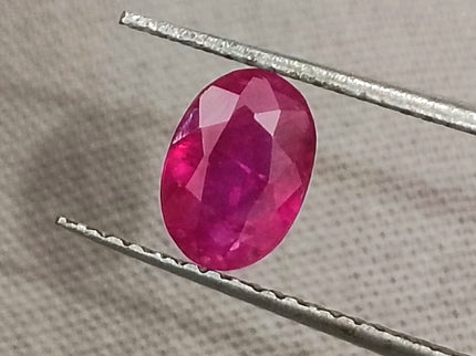 GSI Certified 1.07ct Pigeon Blood Red Ruby, Untreated