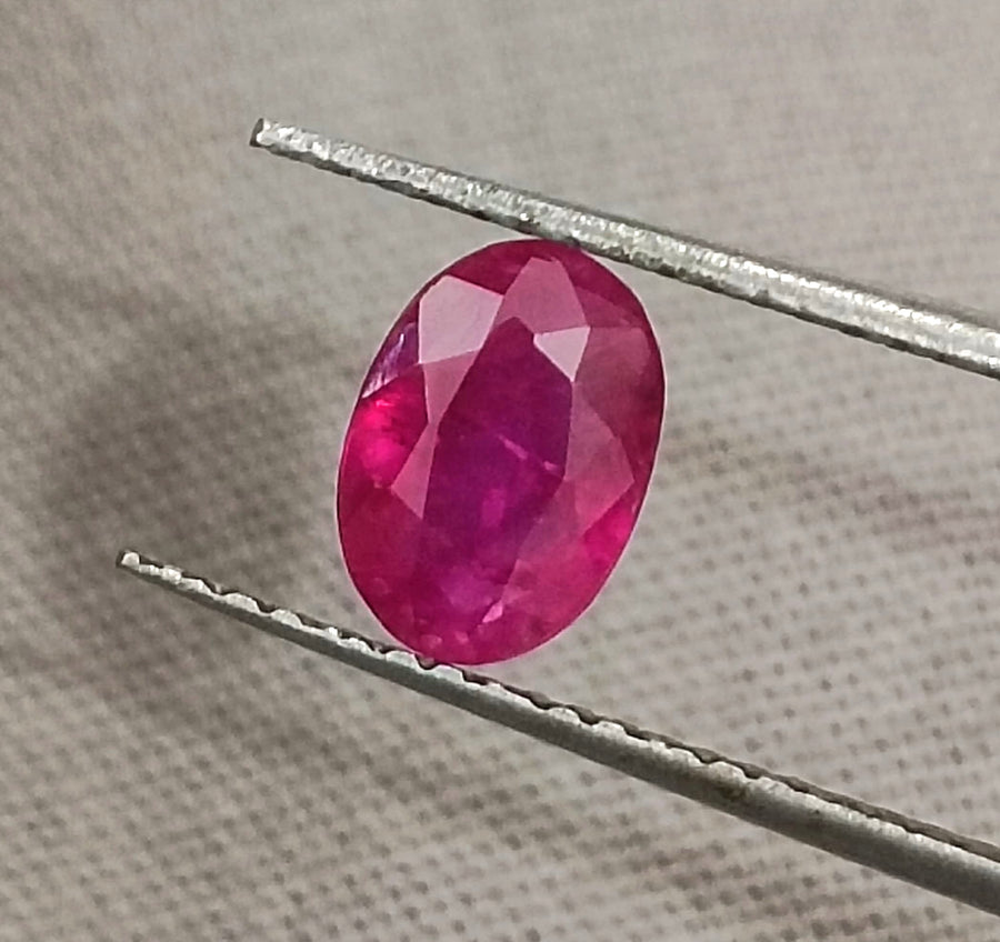 GSI Certified 1.07ct Pigeon Blood Red Ruby, Untreated