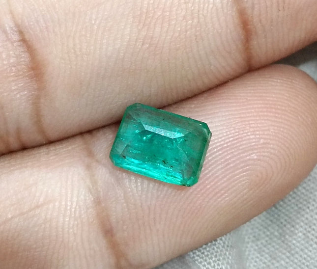 Natural Emerald 2.08ct Medium Green Zambian SGL Certified Octagon Cut Minor Oiled Loose Gemstone