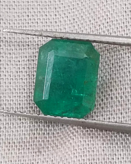 GSI Certified Deep Forest Green Natural Zambian Emerald Minor Oiled Loose Gemstone