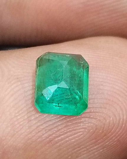 GSI Certified 1.31ct Parrot Green Natural Zambian Emerald Minor Oiled Loose Gemstone
