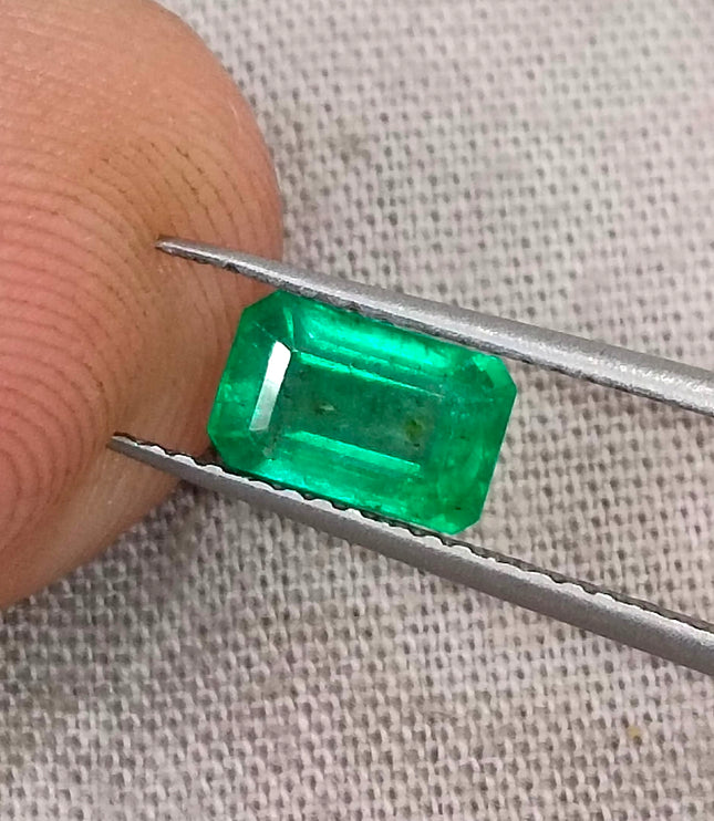 Vivid Green Zambian Emerald 0.98ct Natural Certified Octagon Cut Loose Gemstone