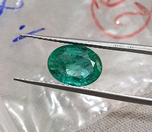 1.82ct Natural Emerald Medium Green SGL Certified Oval Cut Loose Gemstone