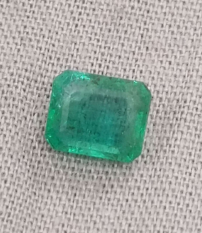 Certified 1.15ct Natural Zambian Emerald Stone.