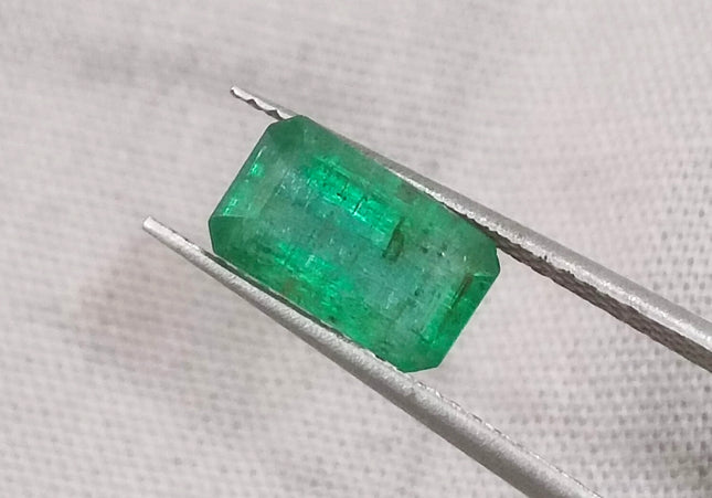 GSI Certified 1.68ct Deep Golden Green Natural Panjshir Emerald Minor Oiled Loose Gemstone
