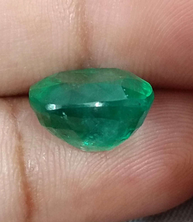 7.30ct Swat Emerald, Natural Bright Green Cushion Cut Stone
