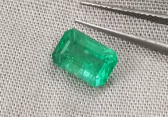1.81ct GSI Certified Medium Deep Golden Green Zambian Emerald Minor Oiled Loose Gemstone