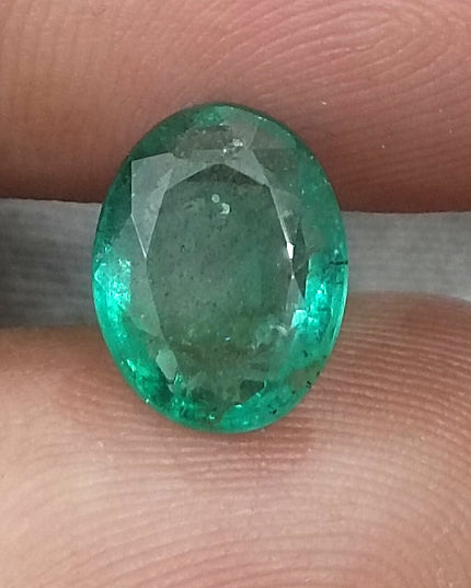 GSI Certified 2.55ct Medium Light Green Natural Zambian Emerald Minor Oiled Loose Gemstone