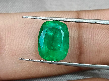 3.16ct Swat Emerald, Certified Natural Vivid Green Stone