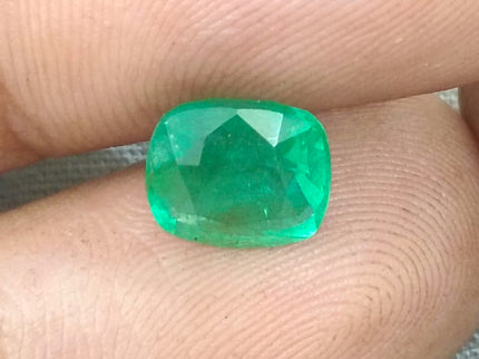 Ethiopian emerald 2.32ct Certified Neon Green Natural Gemstone
