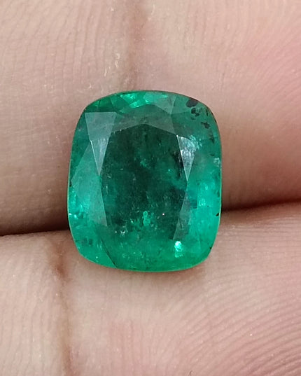 4.25ct Natural Zambian Emerald, Cushion Cut Minor Oiled Loose Gemstone