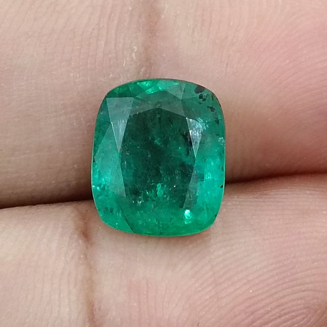 4.25ct Natural Zambian Emerald, Cushion Cut Minor Oiled Loose Gemstone