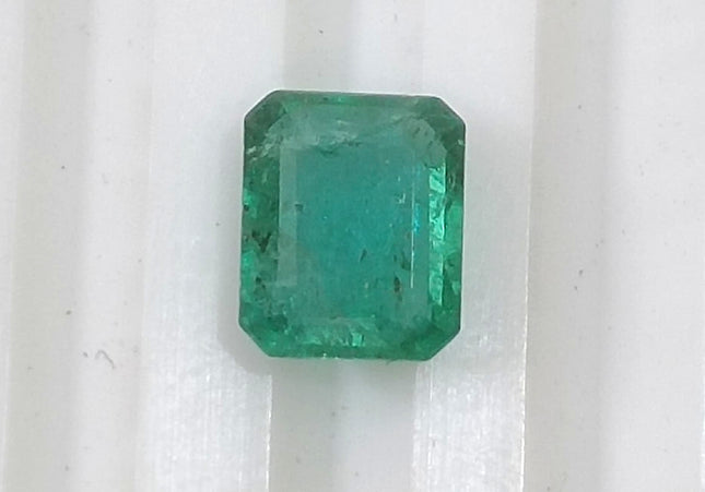 1.15ct Medium Light Green Zambian Emerald Minor Oiled Loose Gemstone