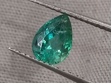 1.04ct Natural Emerald Medium Bluish Green GSI Certified Zambian Pear Cut Gemstone