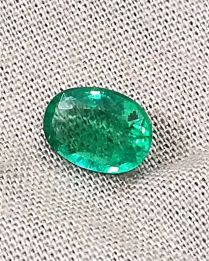GSI Certified 1.24ct Vivid Green Oval Cut Zambian Emerald Minor Oiled Loose Gemstone