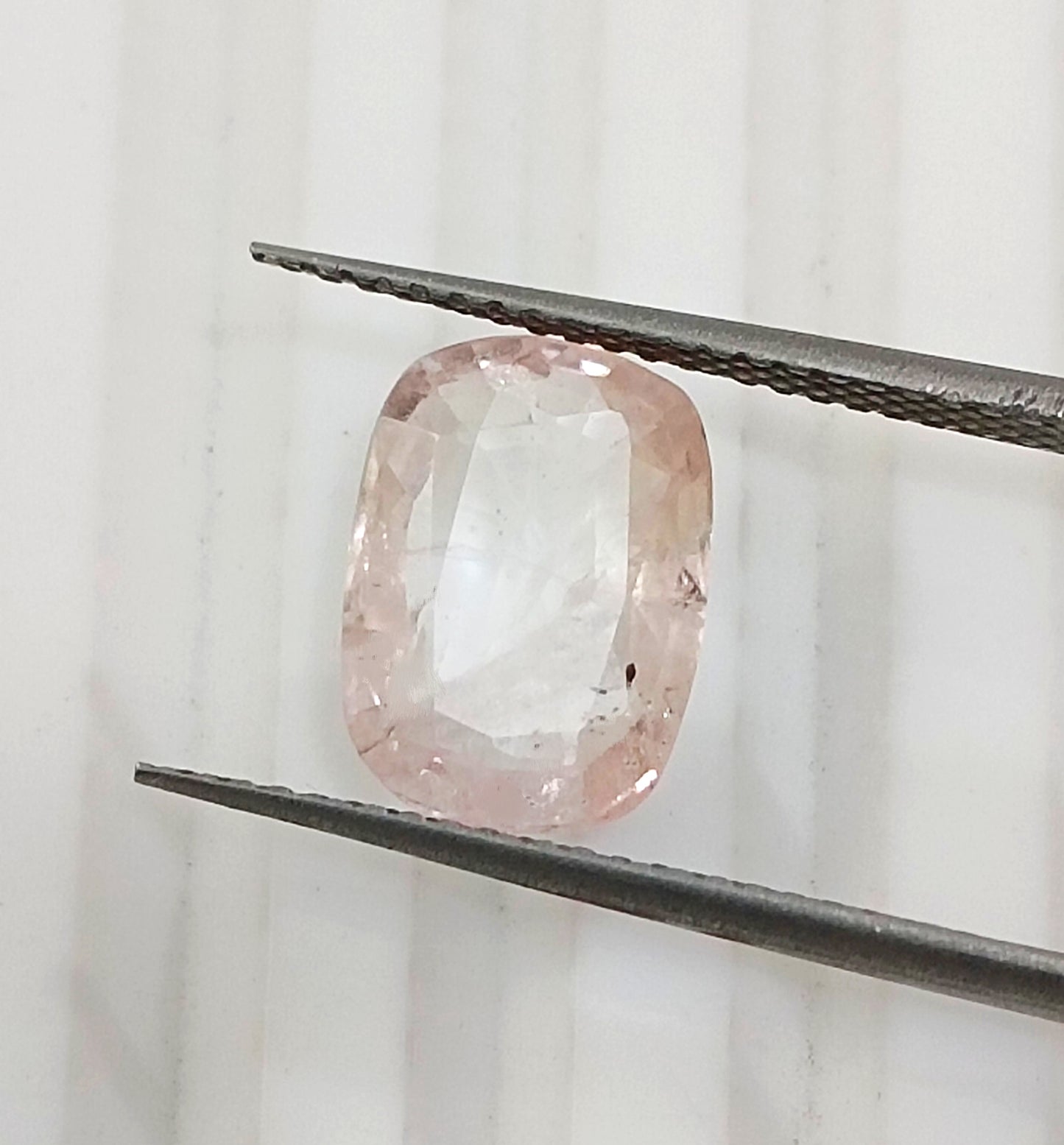 3.05ct IGI Certified Padparadscha Sapphire, 100% Natural Untreated Gemstone