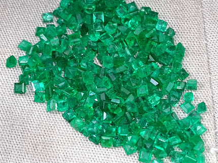 Emerald Lot Calibrated 16.20ct Medium Deep Vivid Green Princess Cut mm sizes Loose Gemstones
