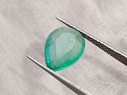 Certified 2.10ct Natural Zambian Emerald