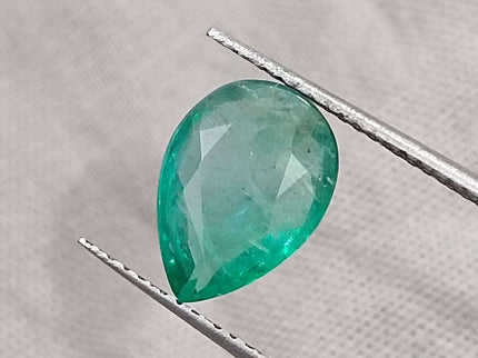 Certified 2.10ct Natural Zambian Emerald