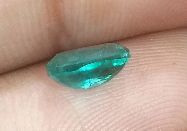 GSI USA Certified 1.26ct Medium Light Green Natural Zambian Emerald Minor Oiled Loose Gemstone