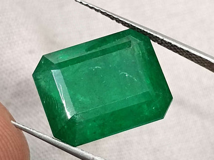 11.92ct Swat Emerald, Deep Vivid Green Natural Gemstone