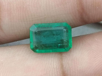 Zambian Emerald 2.73ct Certified Natural Medium Deep Green Loose Stone.