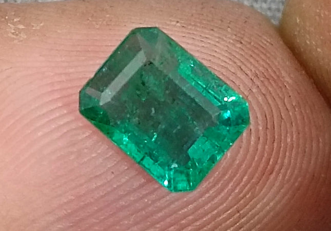 1.27ct Quality Natural Zambian Emerald Stone Deep green Gemstone
