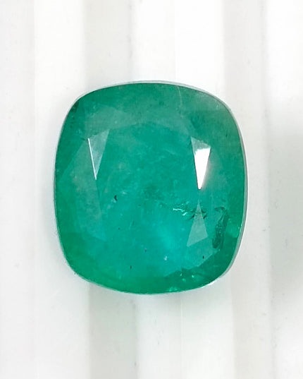 6.86ct Zambian Emerald, Natural Medium Green Stone
