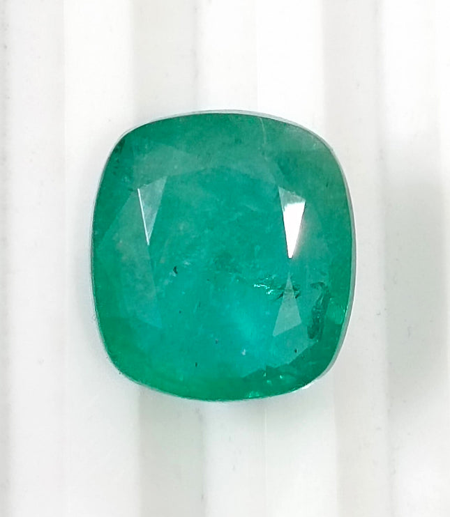 6.86ct Zambian Emerald, Natural Medium Green Stone