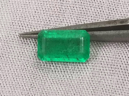 1.84ct Natural Panjshir Emerald Medium Parrot Green Octagon Gemstone