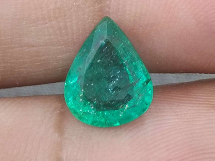 Certified 2.65ct Natural Zambian Emerald, Deep Pure Green Stone.
