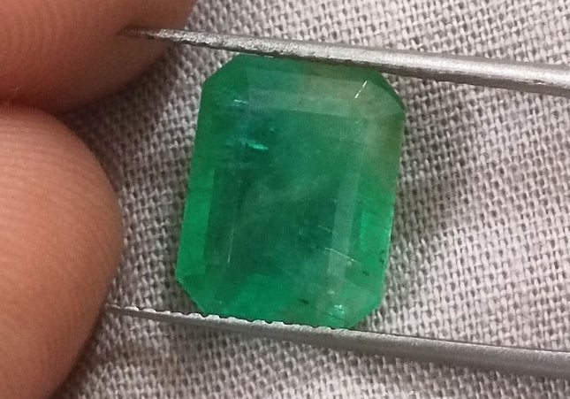 4.50ct GSI USA Certified Medium Green Swat Emerald Minor Oiled Loose Gemstone