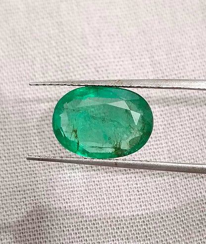 2.94ct Medium Deep Glass Green Swat Emerald, 100% Natural Earth Mined Gemstone