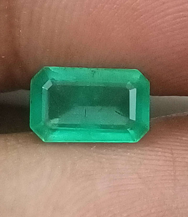 Certified 1.52ct Natural Zambian Emerald Stone.