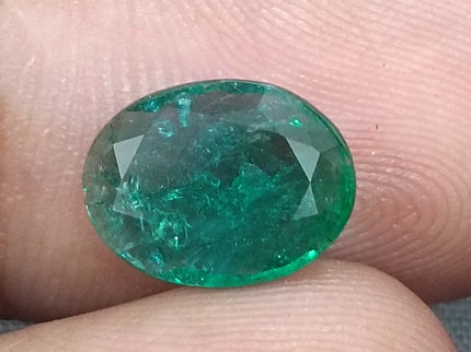 Certified 2.19ct Medium Deep Green Natural Emerald.