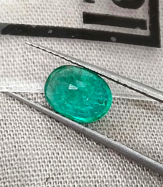 1.31ct Certified Natural Zambian Emerald Shamrock Green Oval Cut Loose Gemstone