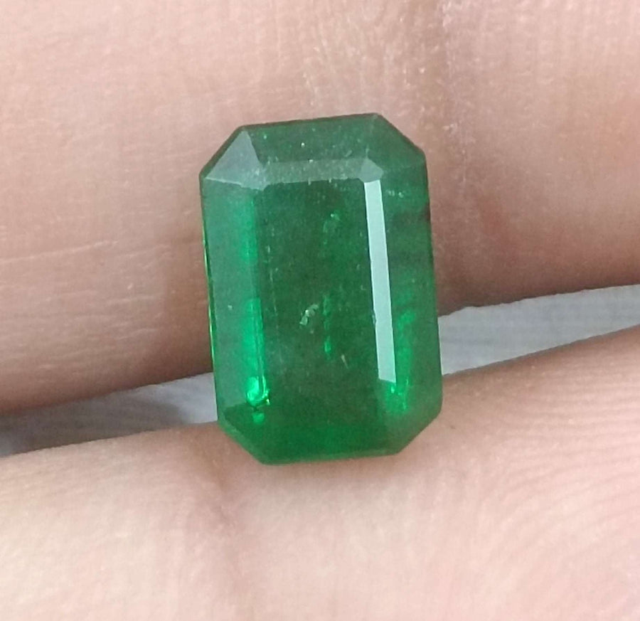 1.72ct Certified Zambian Natural Emerald.
