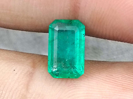 1.92ct Certified Panjshir Emerald, Medium Green Loose Gemstone