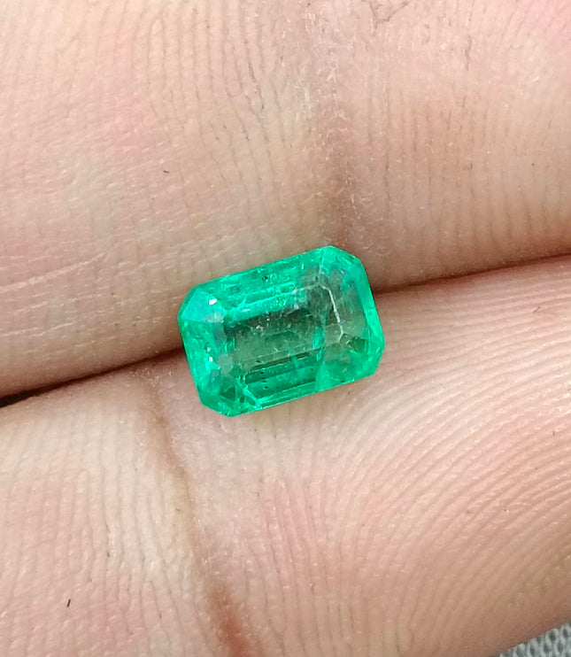 GSI Certified 1.37ct Panjshir Emerald Medium Intense Green Natural Earth Mined Gemstone