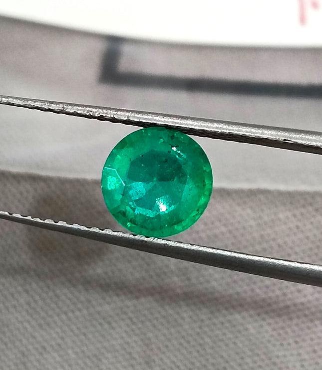 Zambian Emerald 1.00ct Certified Natural Medium Bright Shamrock Green Round Cut Gemstone