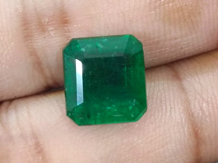 7.62ct Deep Vivid Green Zambian Emerald, Natural Gemstone