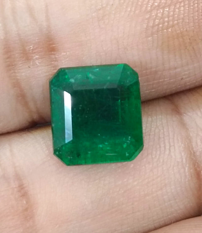 7.62ct Deep Vivid Green Zambian Emerald, Natural Gemstone