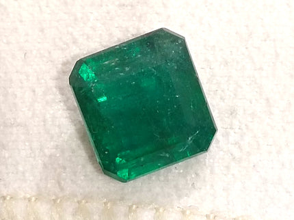 7.62ct Deep Vivid Green Zambian Emerald, Natural Gemstone