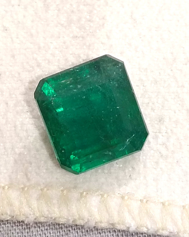 7.62ct Deep Vivid Green Zambian Emerald, Natural Gemstone