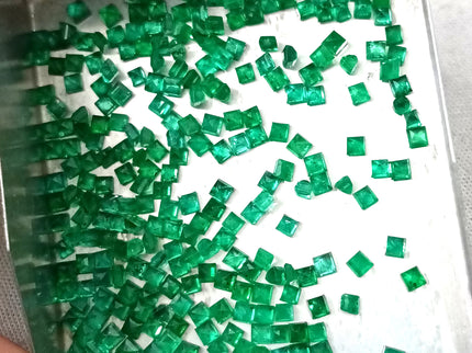 Emerald Lot Calibrated 16.20ct Medium Deep Vivid Green Princess Cut mm sizes Loose Gemstones