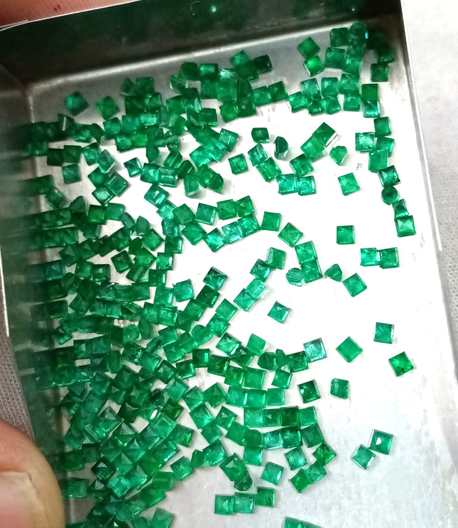Emerald Lot Calibrated 16.20ct Medium Deep Vivid Green Princess Cut mm sizes Loose Gemstones