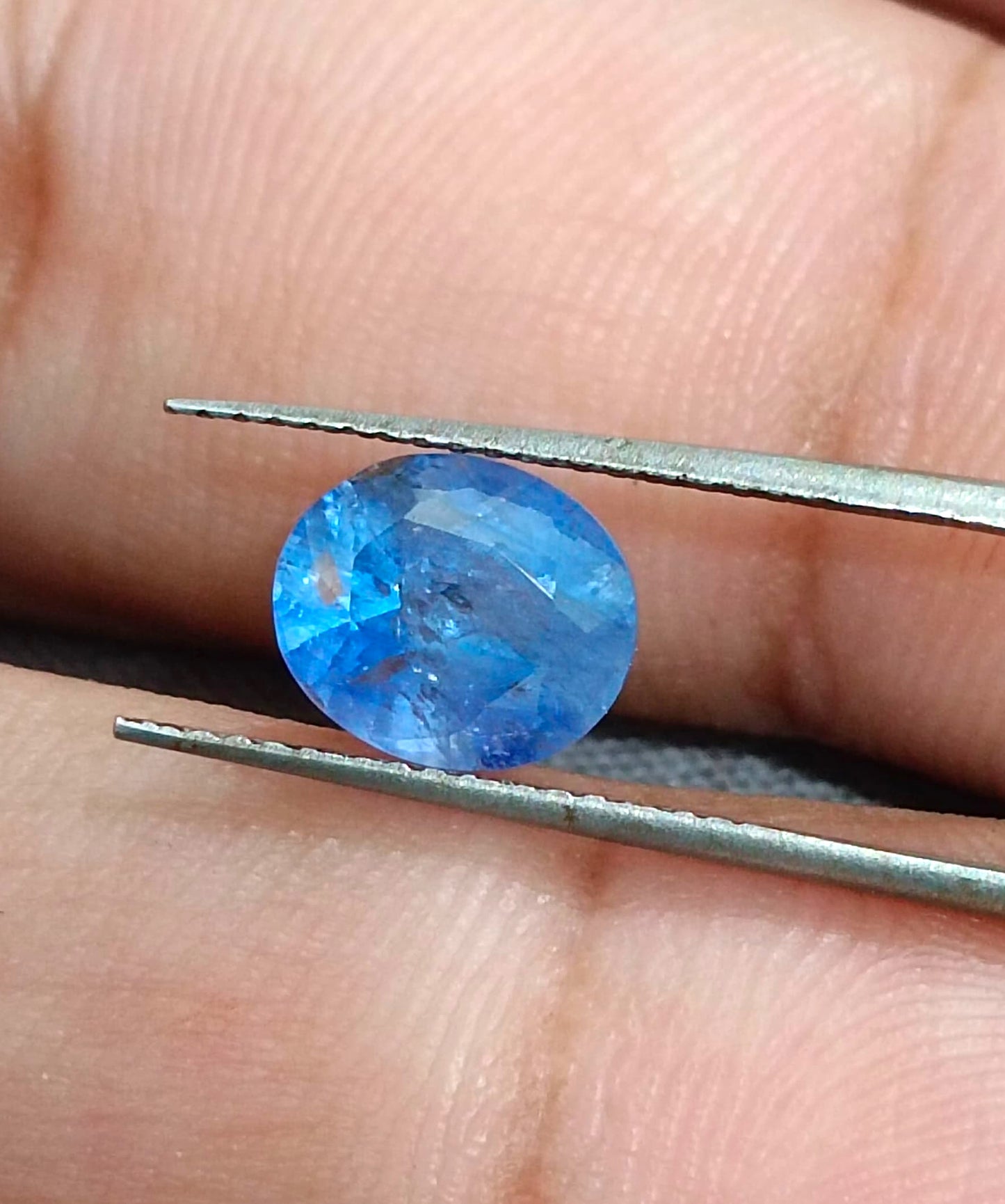 2.34ct Blue Ceylon Sapphire , 100% Natural Untreated Gemstone