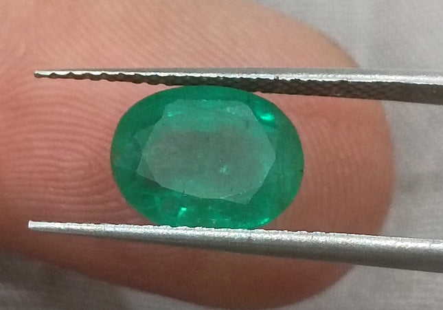 2.64ct Medium Green Zambian Emerald Minor Oiled Loose Gemstone